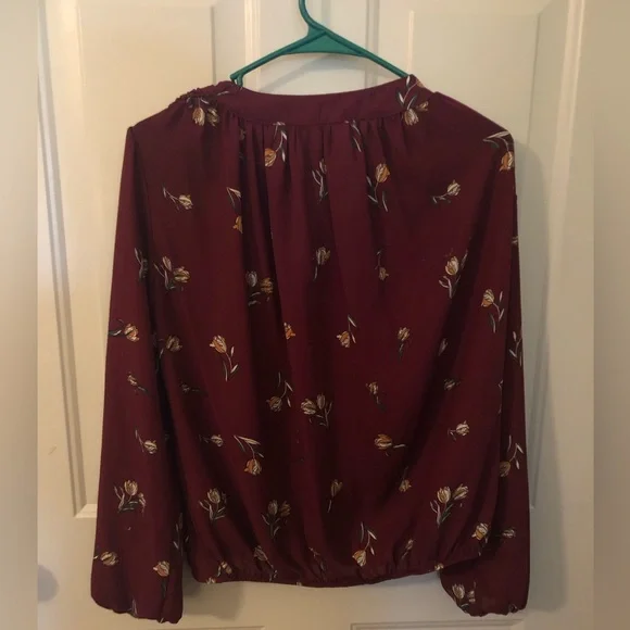 Elodie medium Tulip Blouse - Picture 2 of 3
